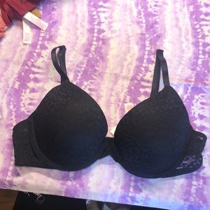 Victoria secret bra size 34B